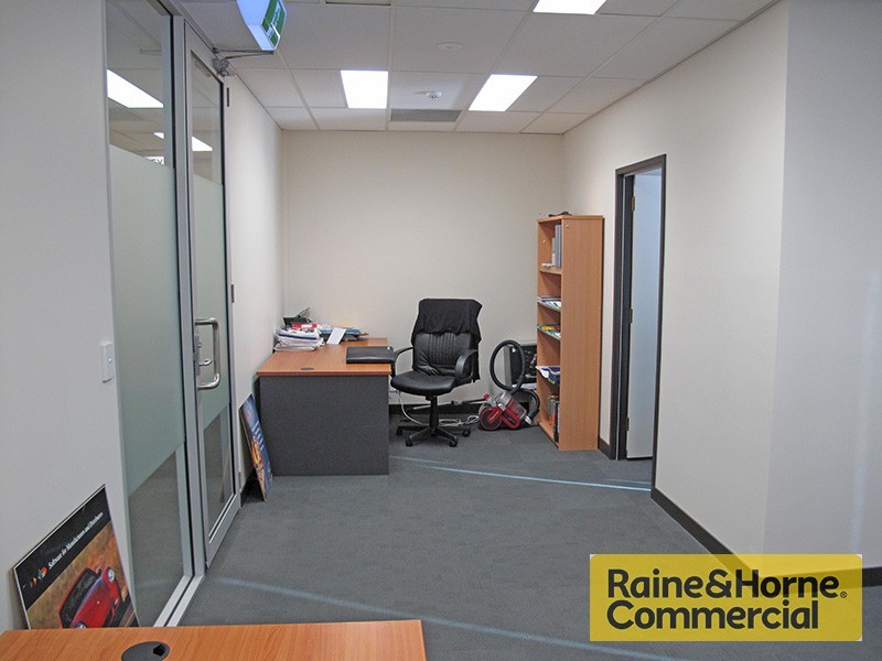 2b/80 Stamford Road, Indooroopilly QLD 4068