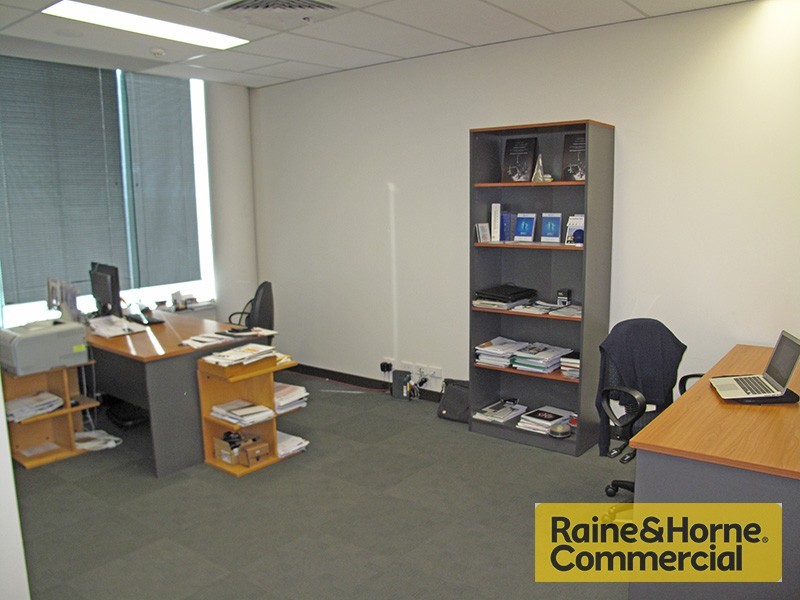2b/80 Stamford Road, Indooroopilly QLD 4068