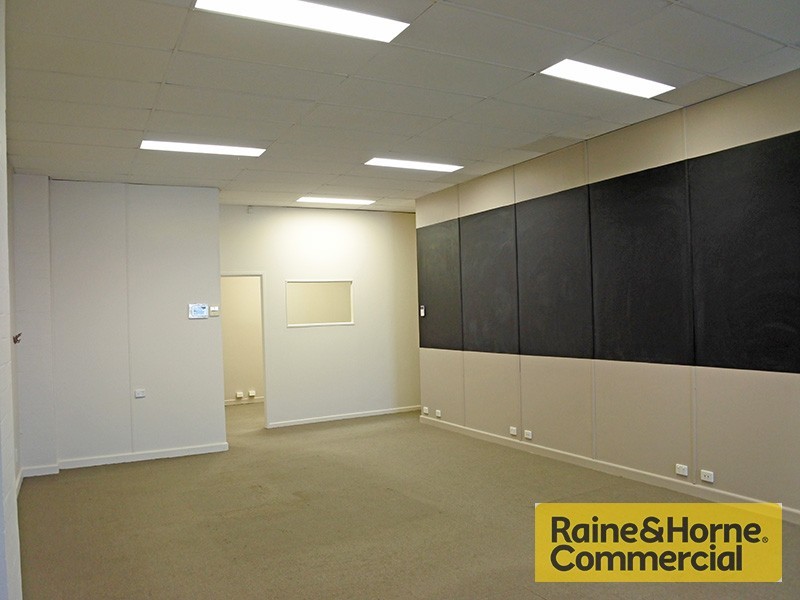 65 Macgregor Terrace, Bardon QLD 4065