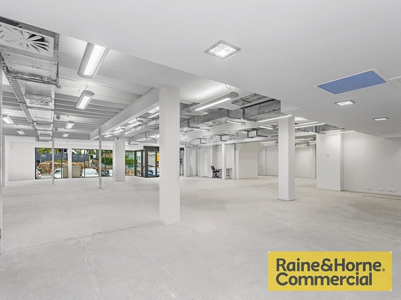 42 Doggett Street, Newstead QLD 4006