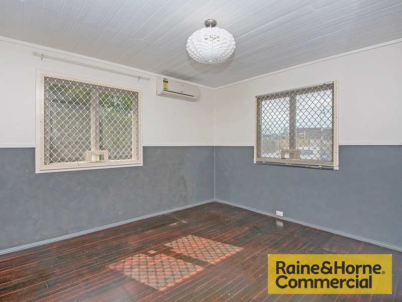 11 Goodfellows Road, Kallangur QLD 4503