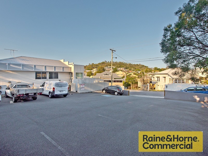 2 Heather Street, Wilston QLD 4051