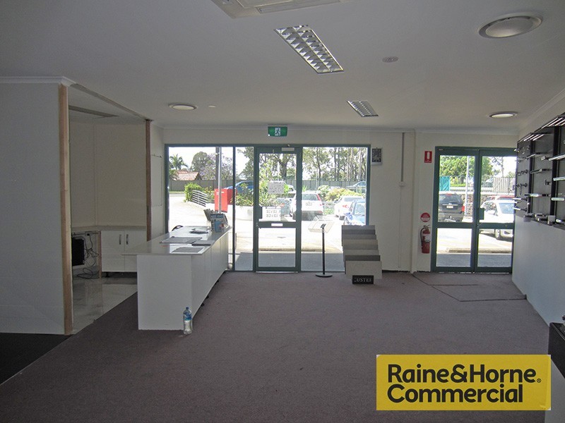 Shop 3/1 Queens Road, Everton Hills QLD 4053