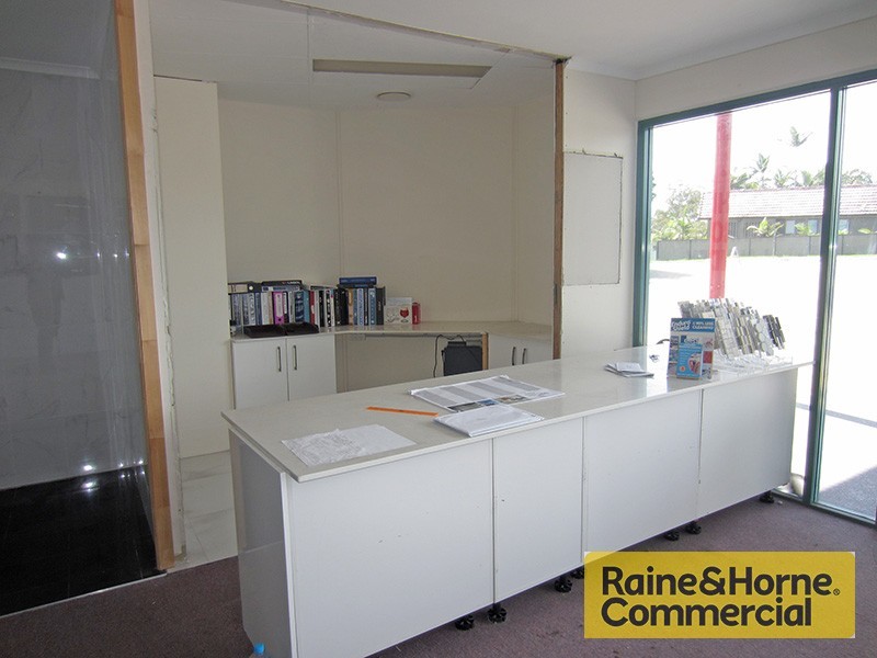 Shop 3/1 Queens Road, Everton Hills QLD 4053