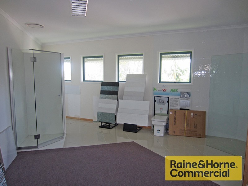 Shop 3/1 Queens Road, Everton Hills QLD 4053