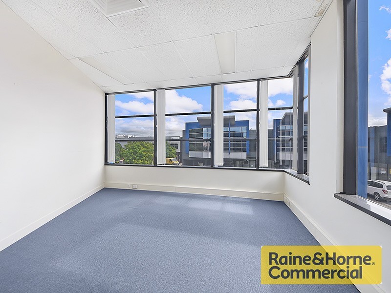 4b/12 Navigator Place, Hendra QLD 4011