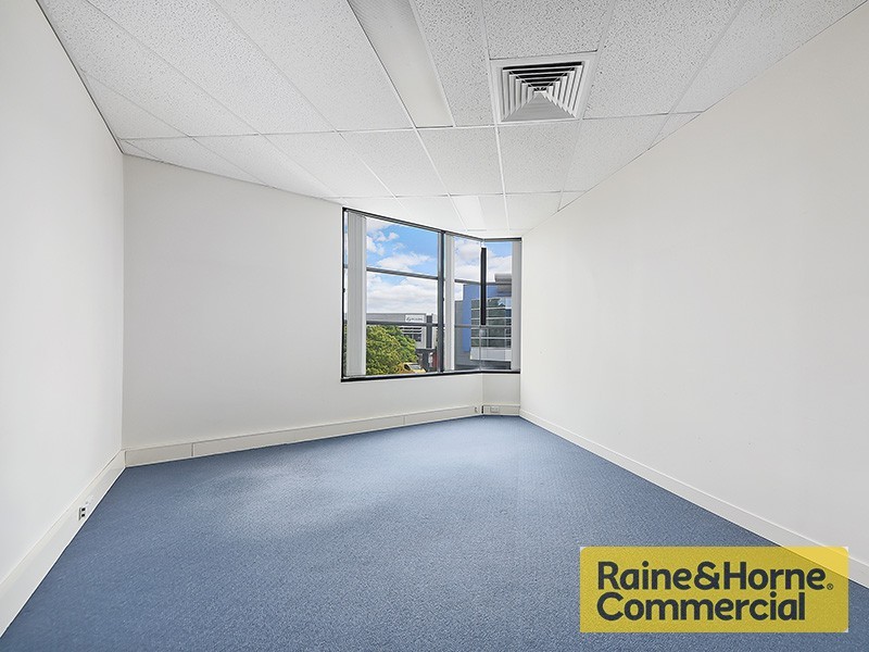 4b/12 Navigator Place, Hendra QLD 4011