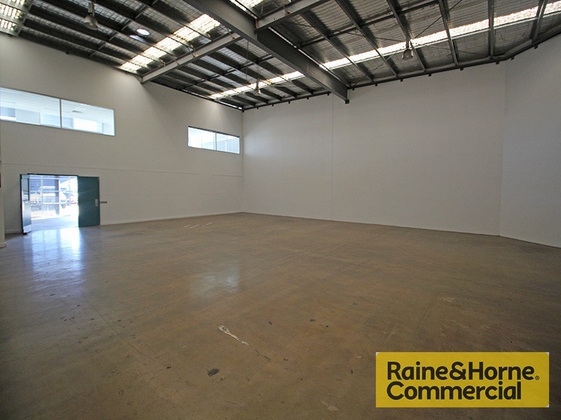 2/5 Navigator Place, Hendra QLD 4011