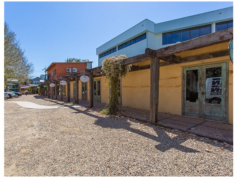 46 Douglas Street, Milton QLD 4064