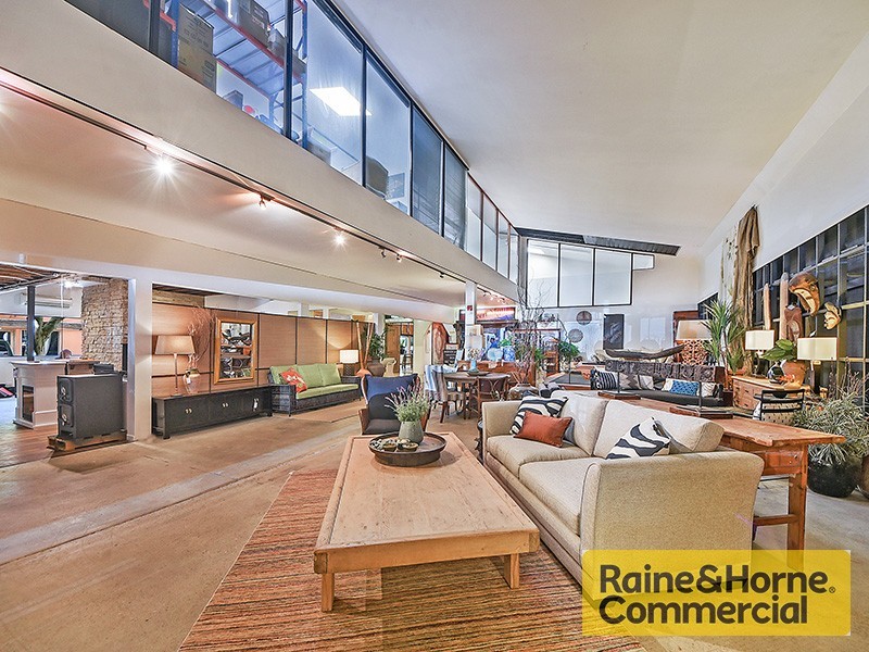 46 Douglas Street, Milton QLD 4064