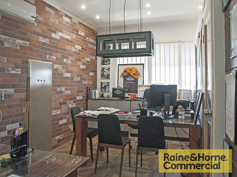 21 Latrobe Tce, Paddington QLD 4064