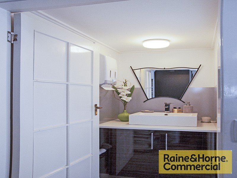 21 Latrobe Tce, Paddington QLD 4064