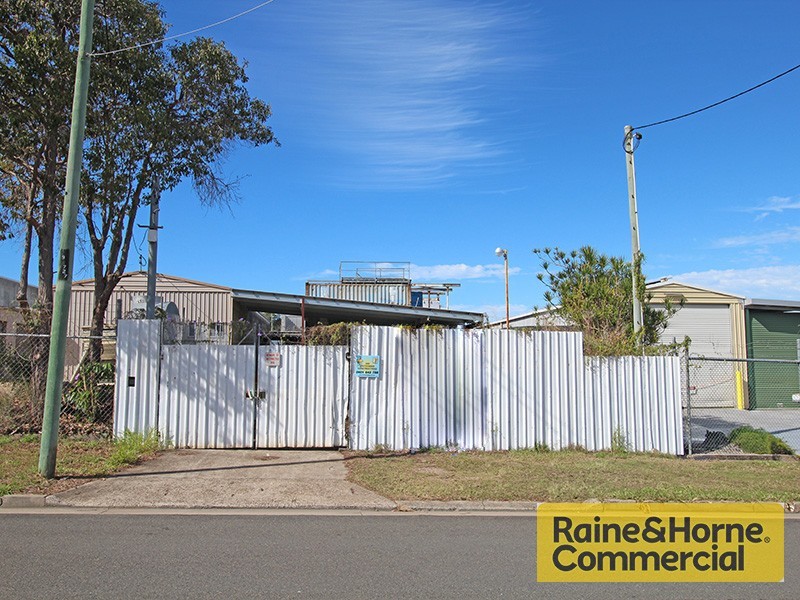 28 Cameron Street, Clontarf QLD 4019