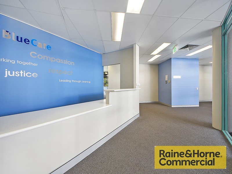 1 Queens Road, Everton Hills QLD 4053