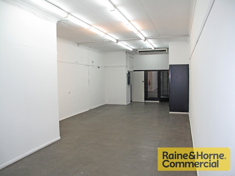 11/225 Hawken Drive, St Lucia QLD 4067