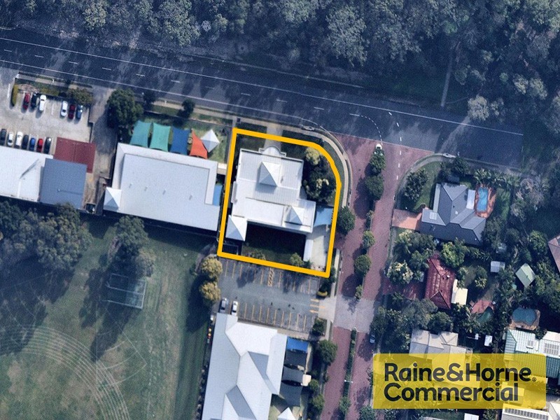 10 Dawn Road, Albany Creek QLD 4035