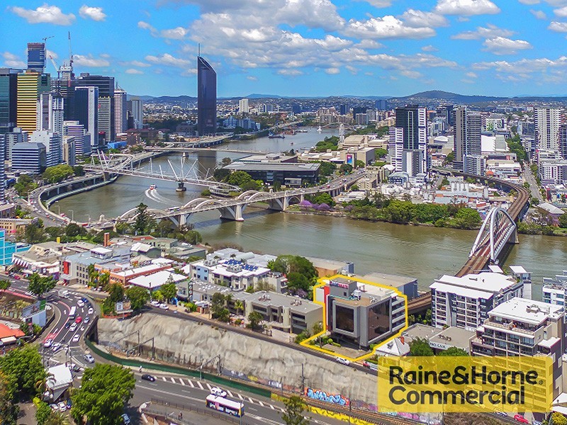 2/424 Upper Roma Street, Milton QLD 4064