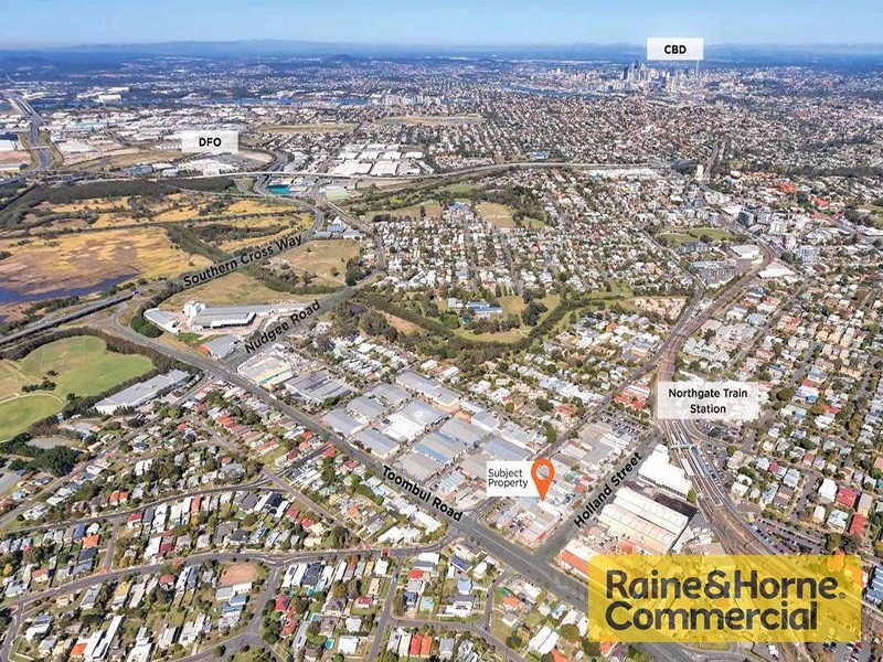 8 Holland Street, Northgate QLD 4013