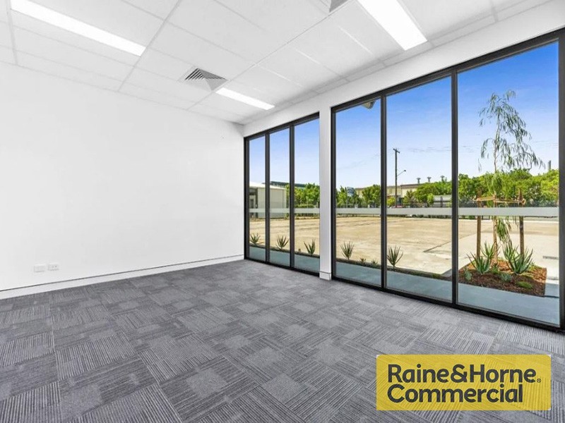 48 Randle Road, Pinkenba QLD 4008