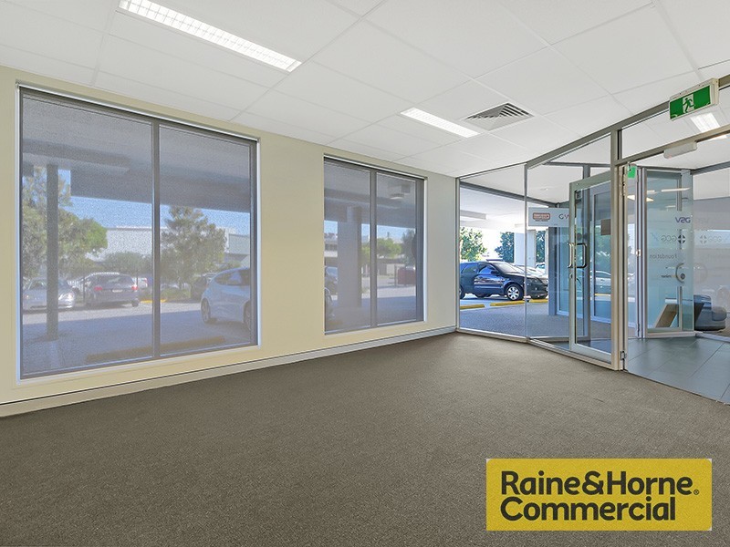 2/34 Navigator Place, Hendra QLD 4011
