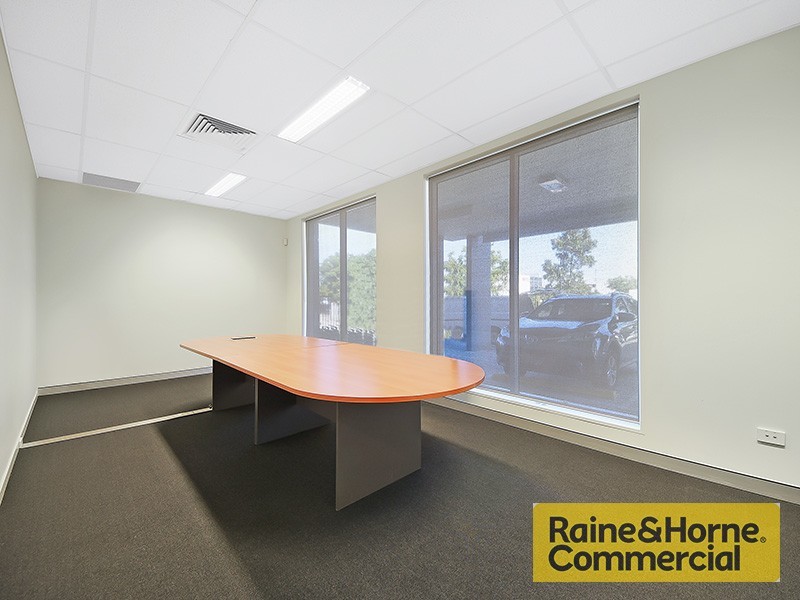 2/34 Navigator Place, Hendra QLD 4011