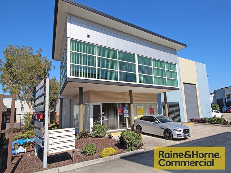 15/50 Parker Court, Pinkenba QLD 4008