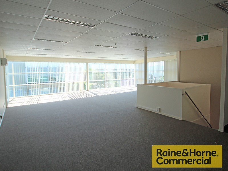 15/50 Parker Court, Pinkenba QLD 4008