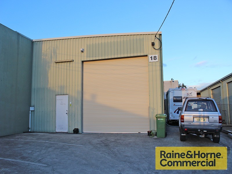 18 Cameron Street, Clontarf QLD 4019