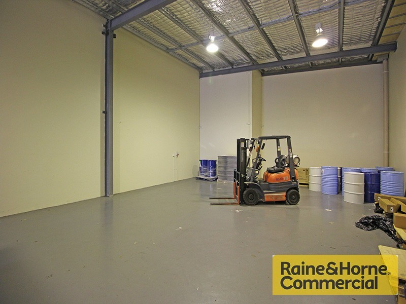 1/345 MacDonnell Road, Clontarf QLD 4019