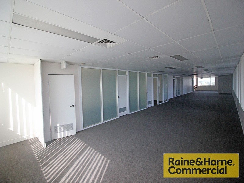 2/915 Nudgee Road, Banyo QLD 4014