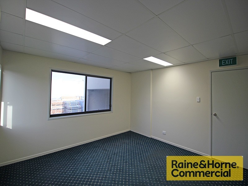 1/345 MacDonnell Road, Clontarf QLD 4019