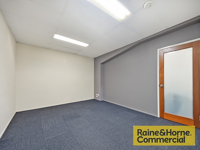 4/7 Hudson Road, Albion QLD 4010