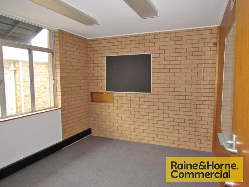 1/27 Anzac Avenue, Redcliffe QLD 4020