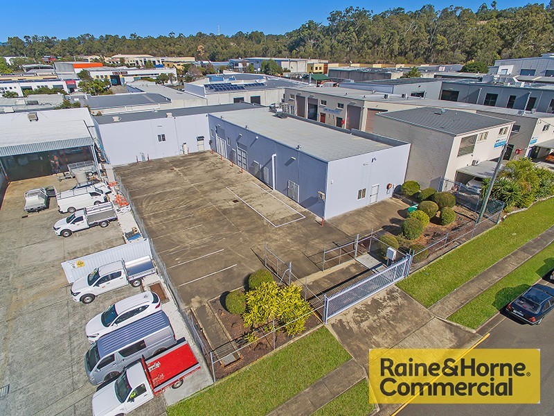 12 Barnett Place, Molendinar QLD 4214