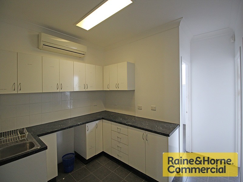 19 Storie Street, Clontarf QLD 4019