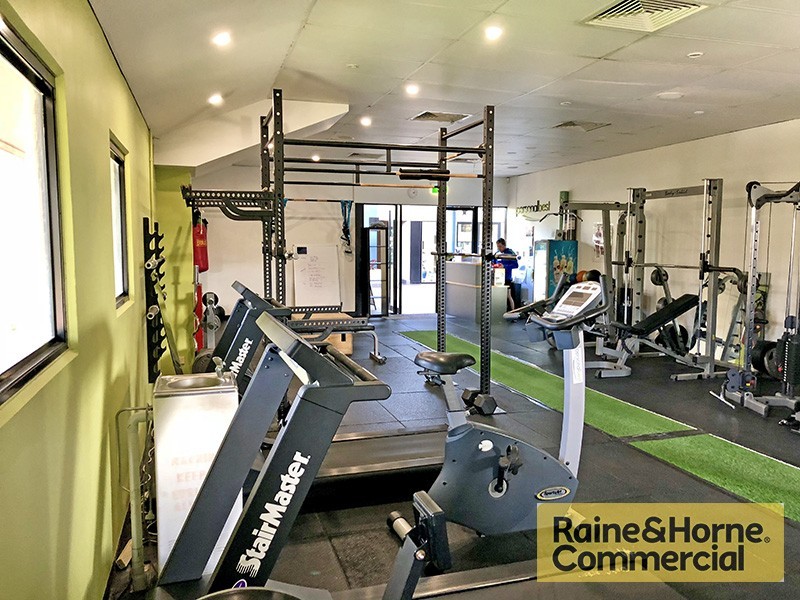 2058 Moggill Road, Kenmore QLD 4069