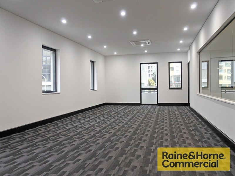 4/215 Wharf Street, Spring Hill QLD 4000
