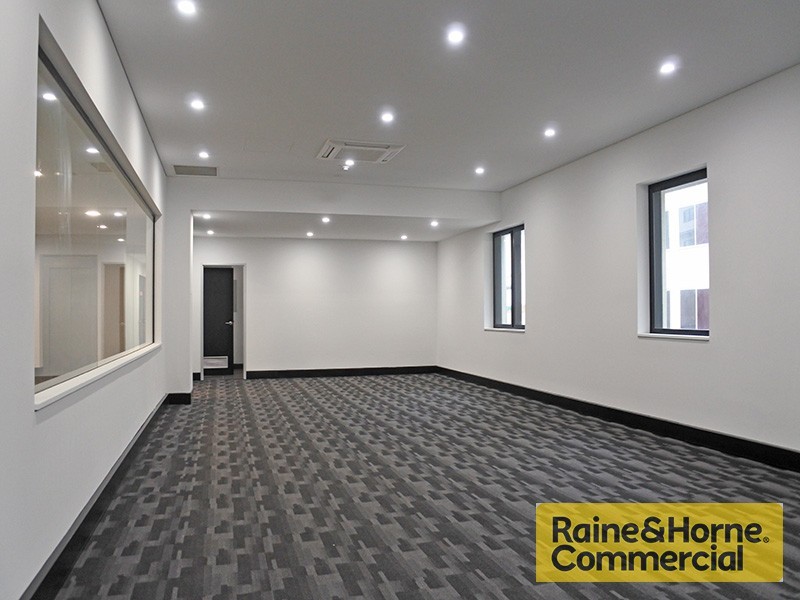 4/215 Wharf Street, Spring Hill QLD 4000
