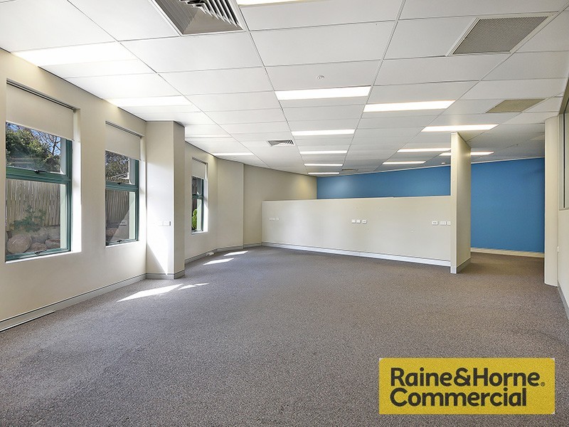 1a Queens Road, Everton Hills QLD 4053