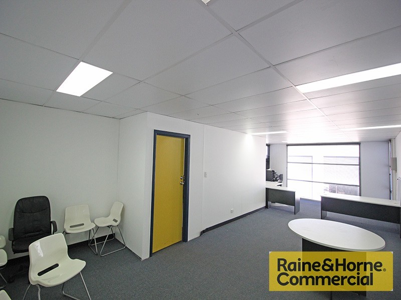 2/26 Navigator Place, Hendra QLD 4011