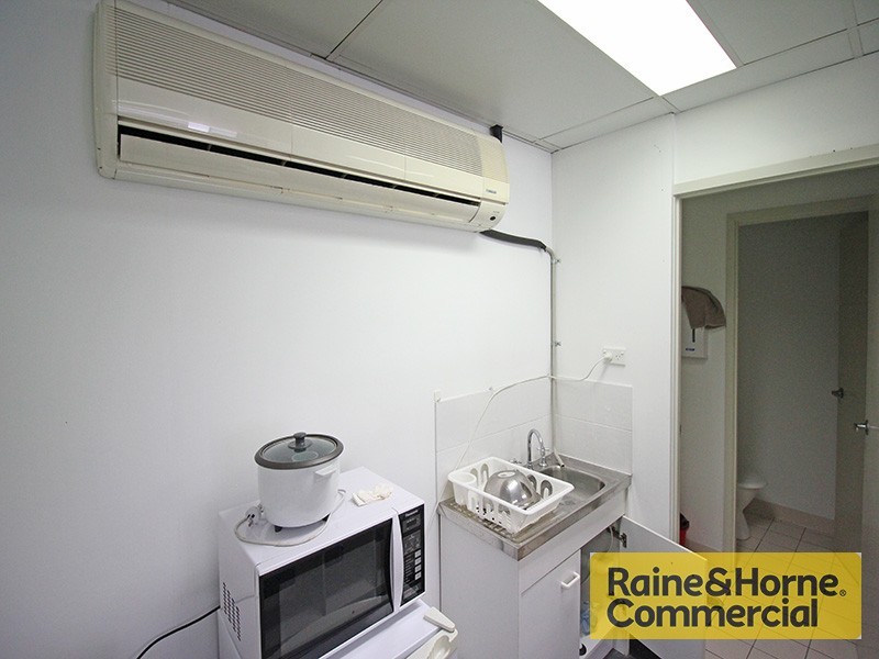 2/26 Navigator Place, Hendra QLD 4011