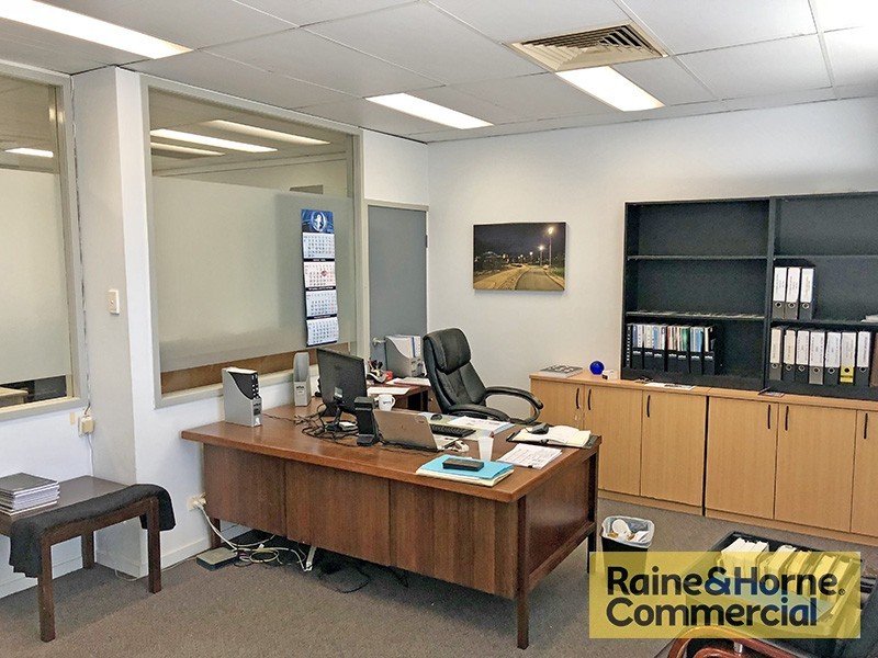 Milton QLD 4064
