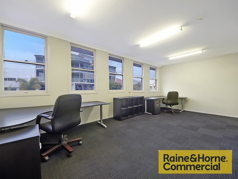 2a/52 Doggett Street, Newstead QLD 4006