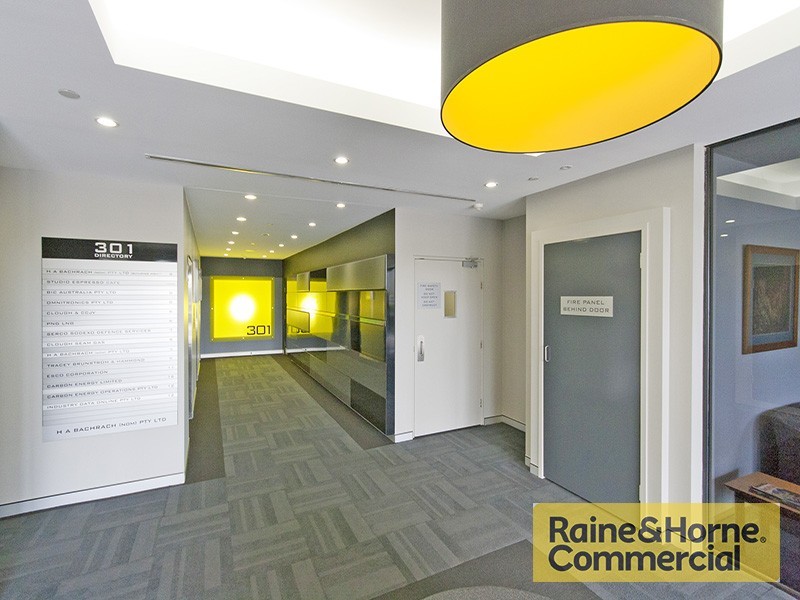 301 Coronation Drive, Milton QLD 4064