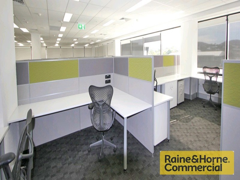 301 Coronation Drive, Milton QLD 4064