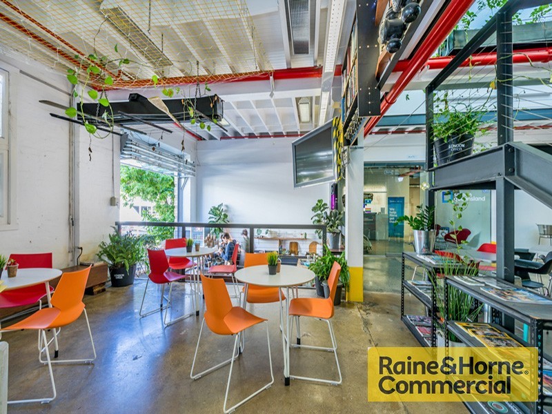 1a/30 Florence Street, Newstead QLD 4006