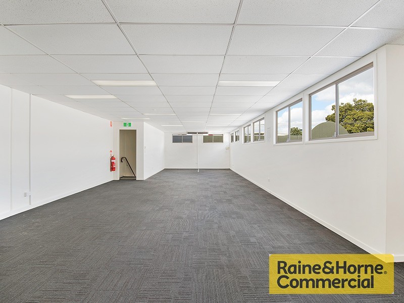 37 Douglas Street, Milton QLD 4064