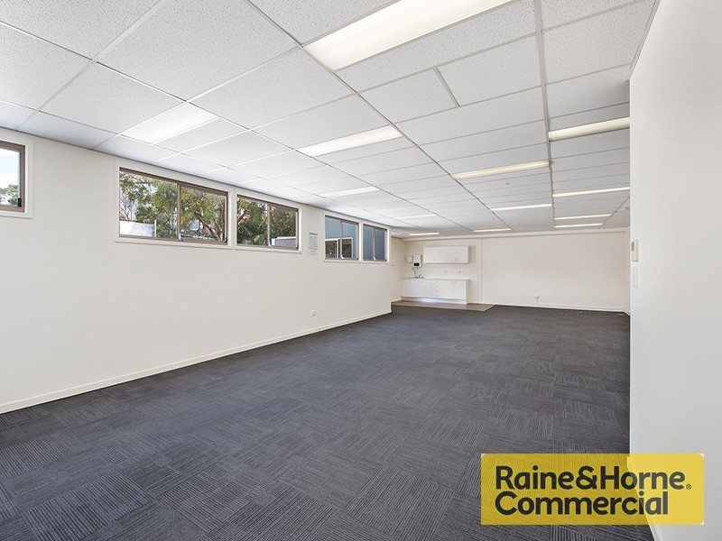 37 Douglas Street, Milton QLD 4064