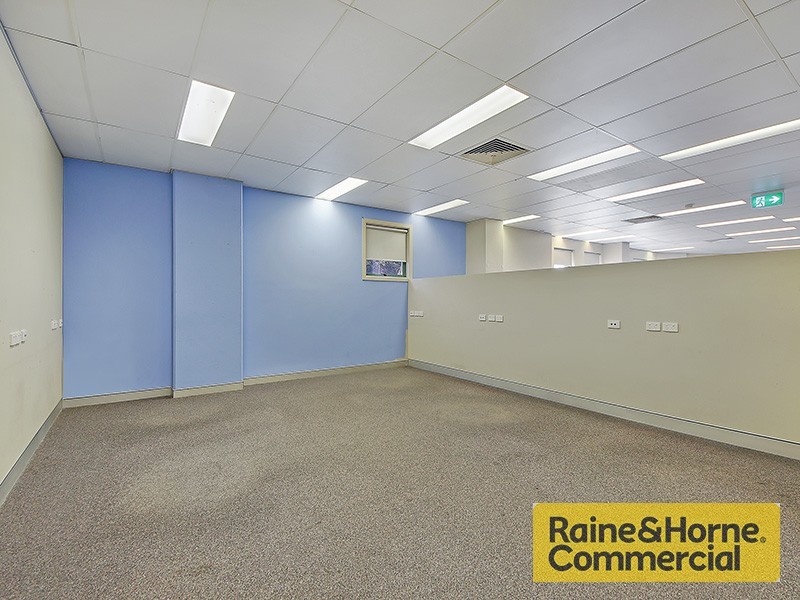 2/1 Queens Road, Everton Hills QLD 4053