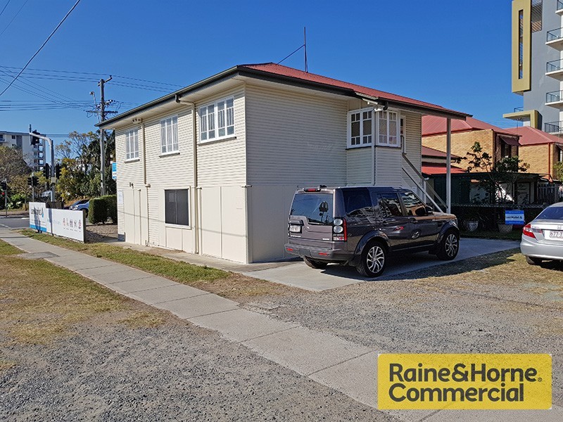 2/362 Hamilton Road, Chermside QLD 4032